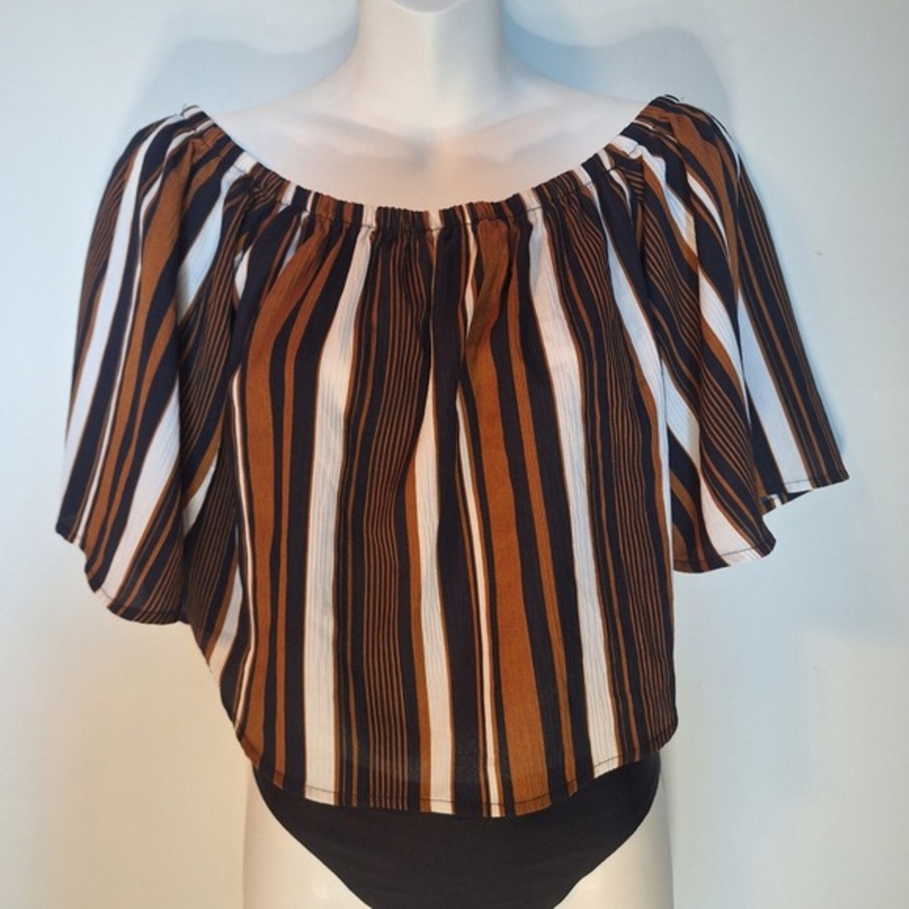 Fashion Nova Brown Striped Off The Shoulder Bell Sleeve Crop Top‎ Size Small